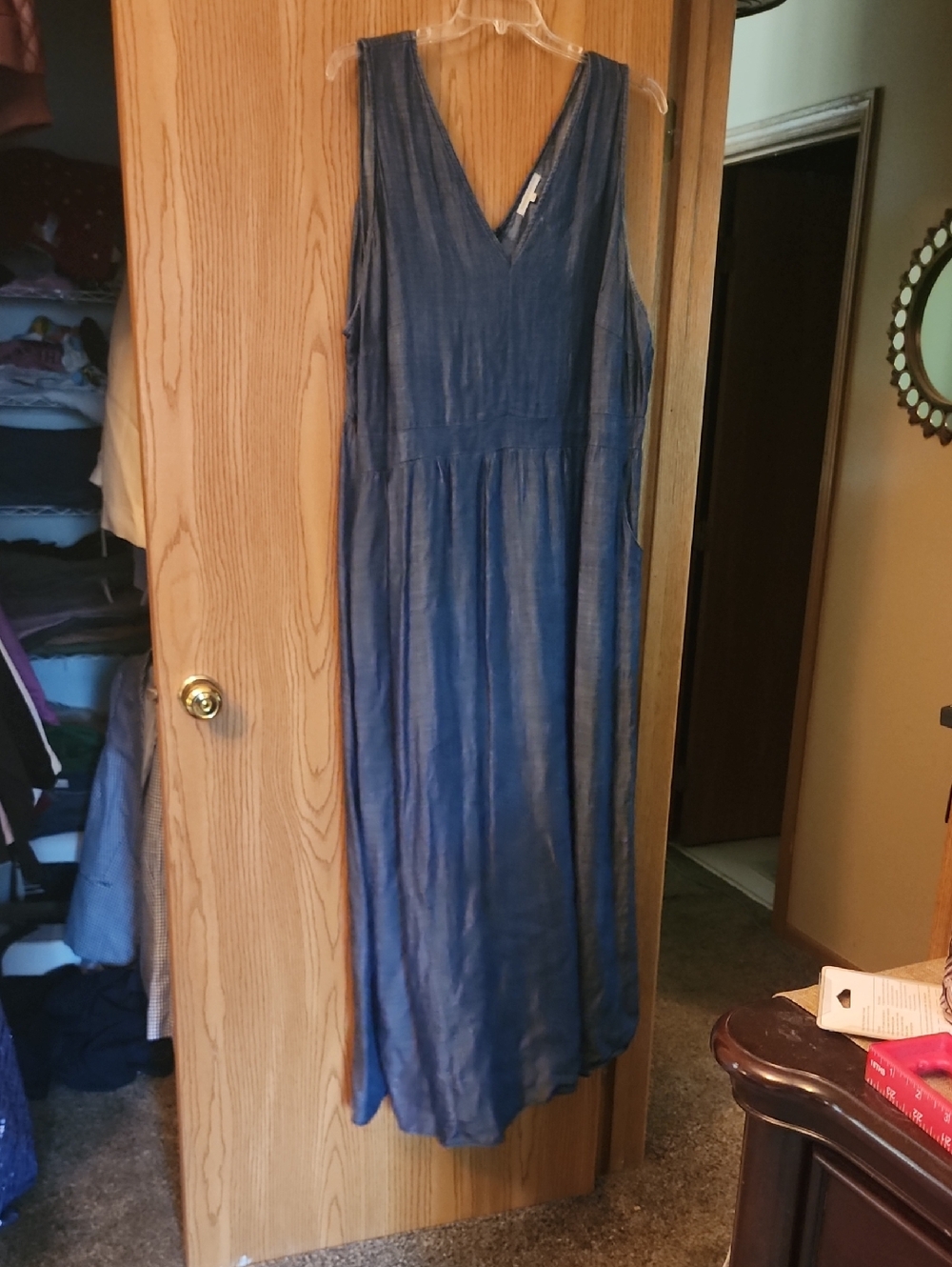 V-Neck Sleeveless Blue Chambry Maxi Dress